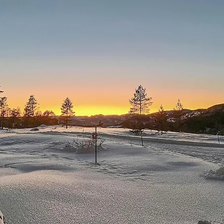 3 Bedroom Gorgeous In בית נופש